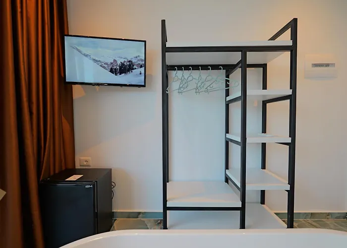 Siro Kerma Private 3* Sarandë